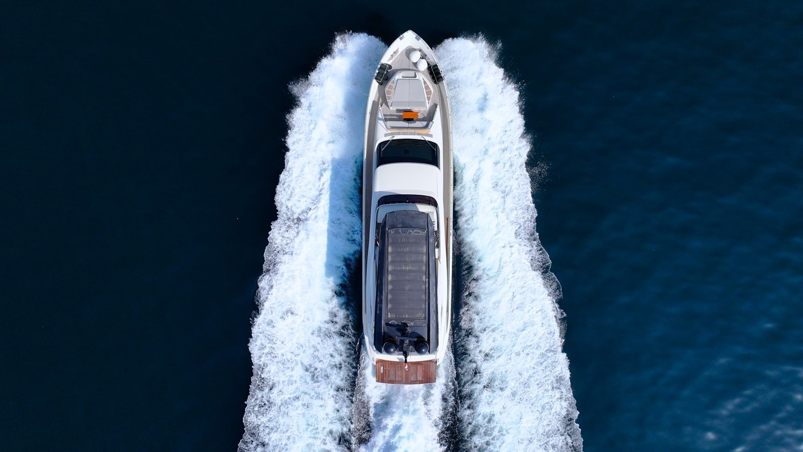 Dominator Motor Yacht DOLLY For Sale