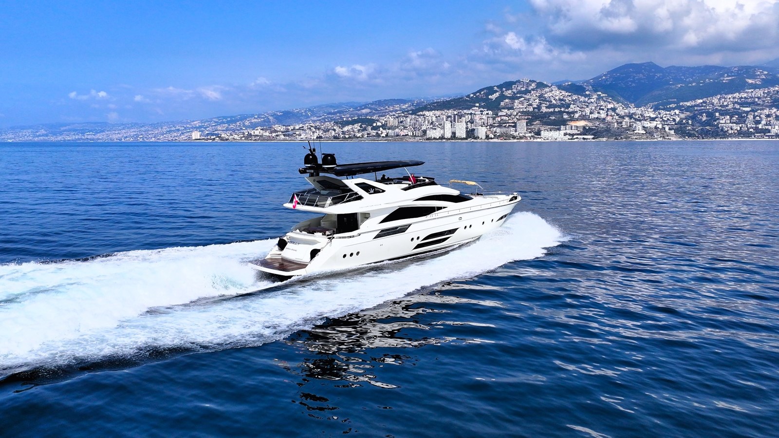 Dominator Motor Yacht DOLLY For Sale