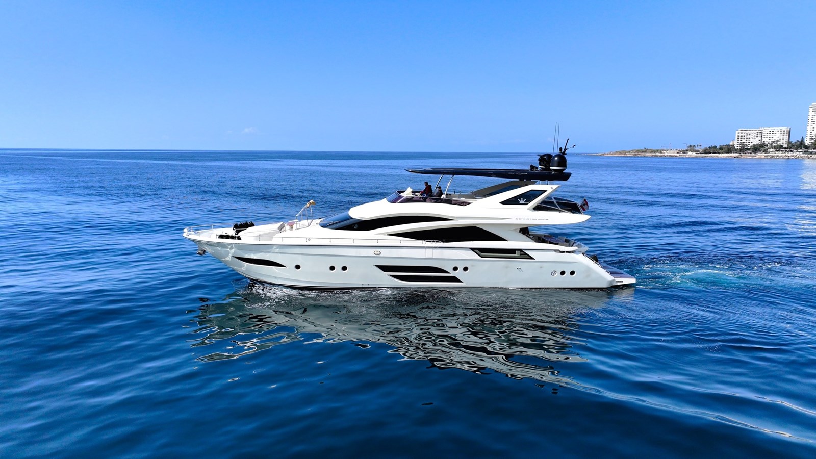 Dominator Motor Yacht DOLLY For Sale