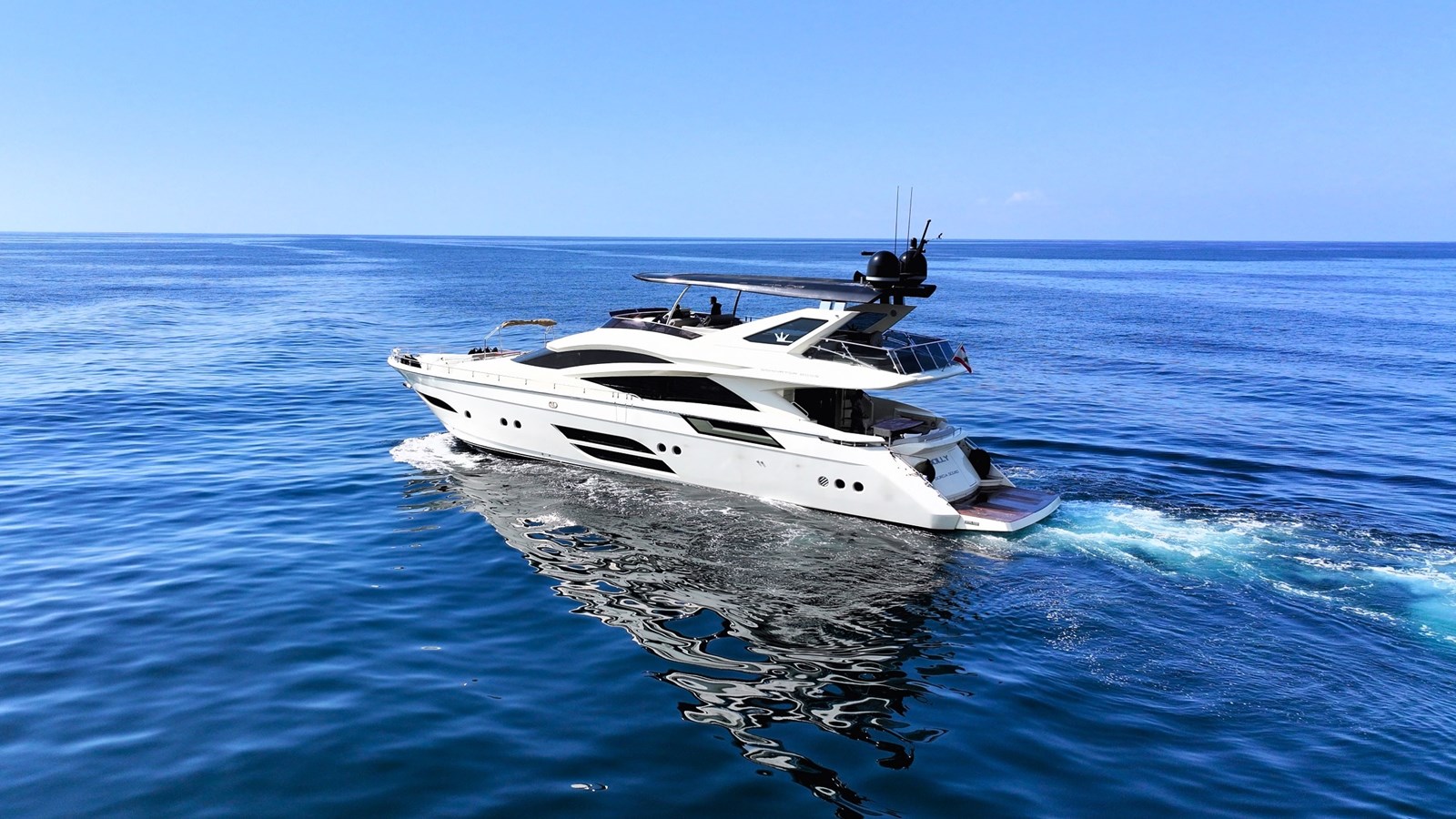 Dominator Motor Yacht DOLLY For Sale