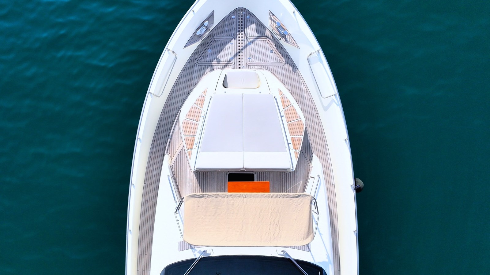 Dominator Motor Yacht DOLLY For Sale
