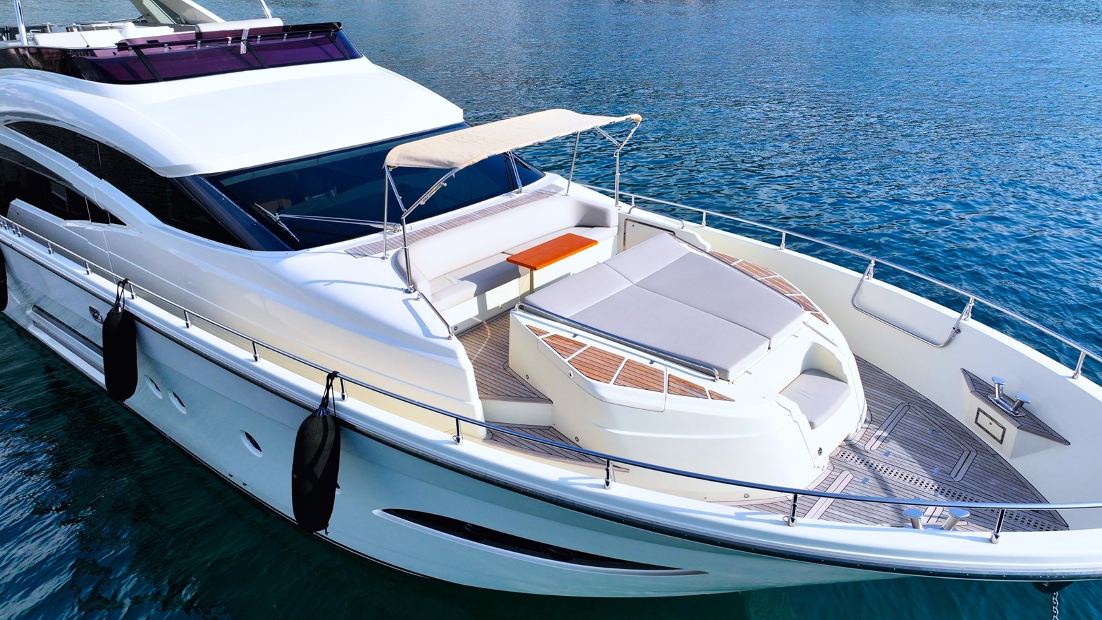 Dominator Motor Yacht DOLLY For Sale
