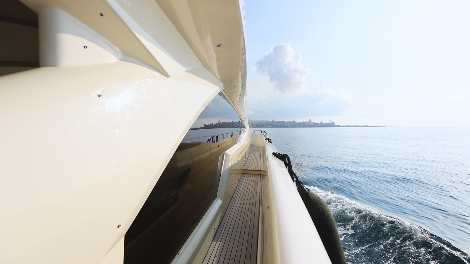 Dominator Motor Yacht DOLLY For Sale