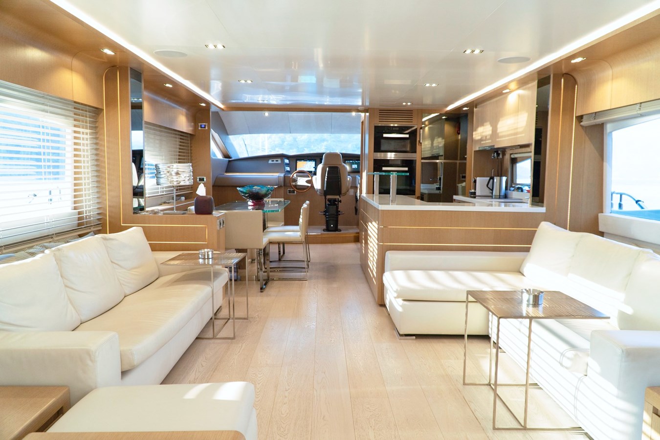 Dominator Motor Yacht DOLLY For Sale
