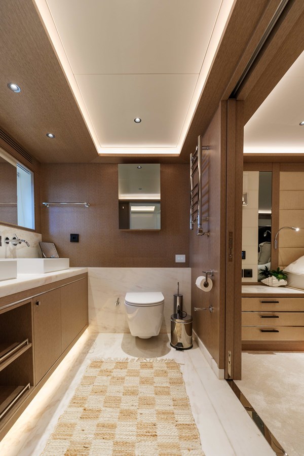 Sirena Motor Yacht HELIOPHILIA For Sale