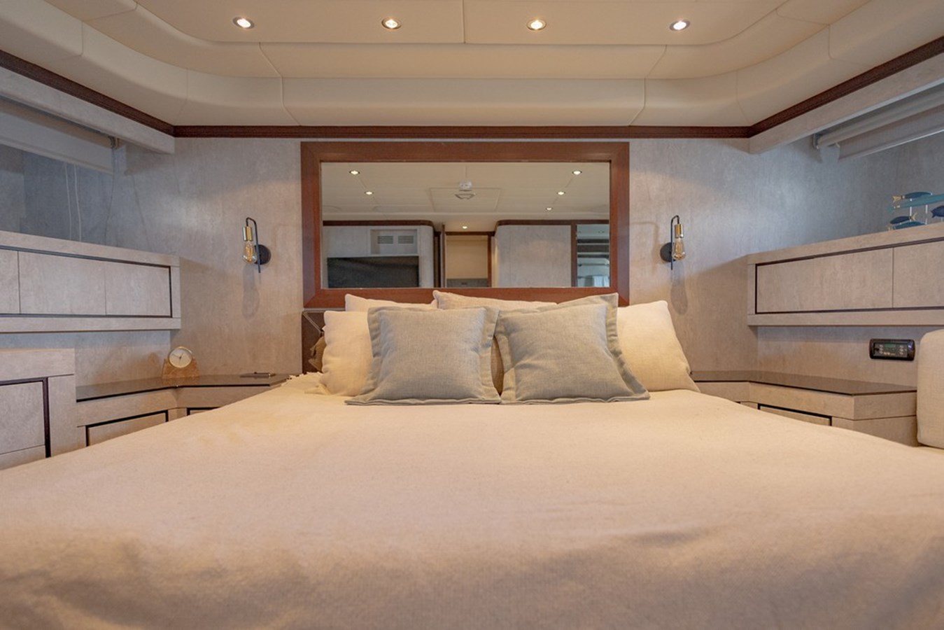 Mangusta Motor Yacht MANGUSTA 92 For Sale