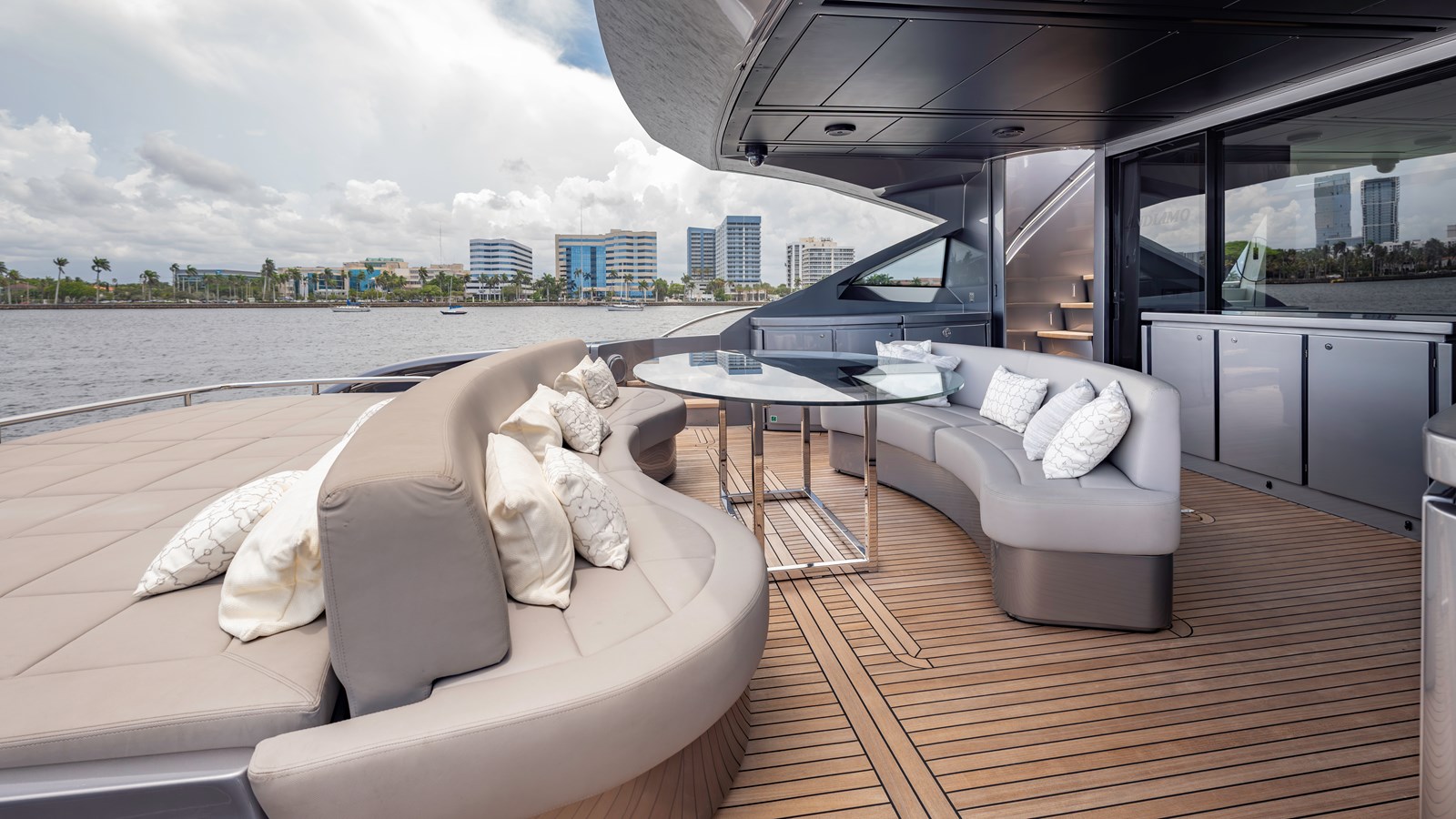Pershing Sport Yacht ANDIAMO II For Sale