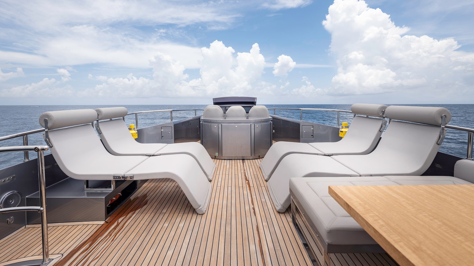 Pershing Sport Yacht ANDIAMO II For Sale
