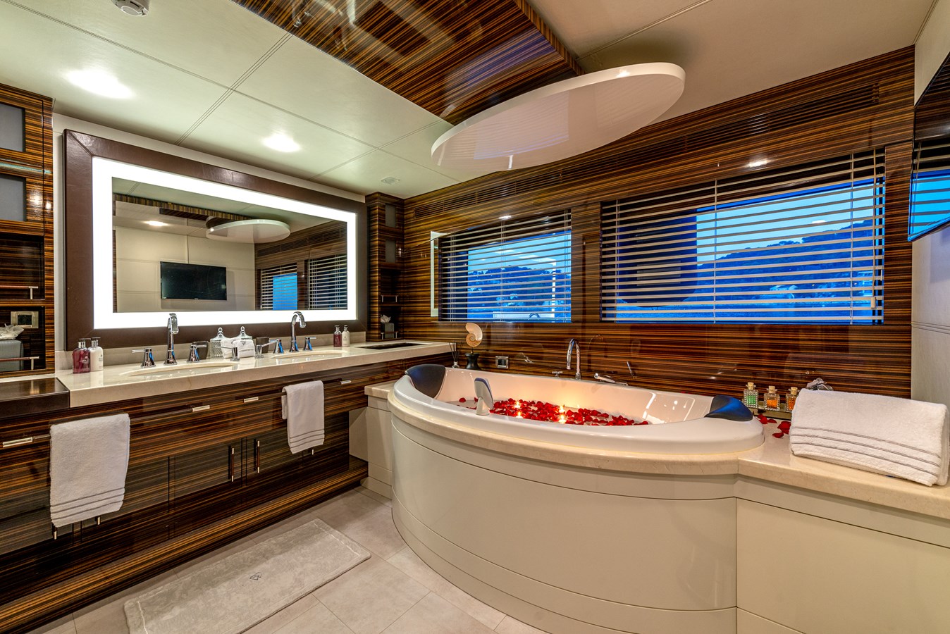 Tamsen Yachts Motor Yacht GEMS II For Sale