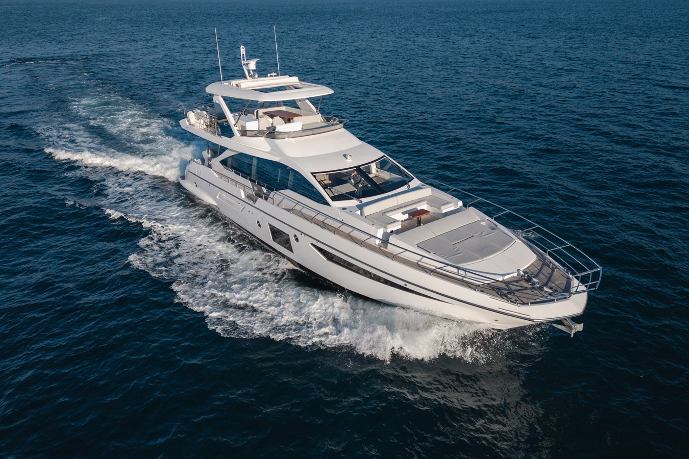 Azimut Yachts Motor Yacht HELSIE SI For Sale