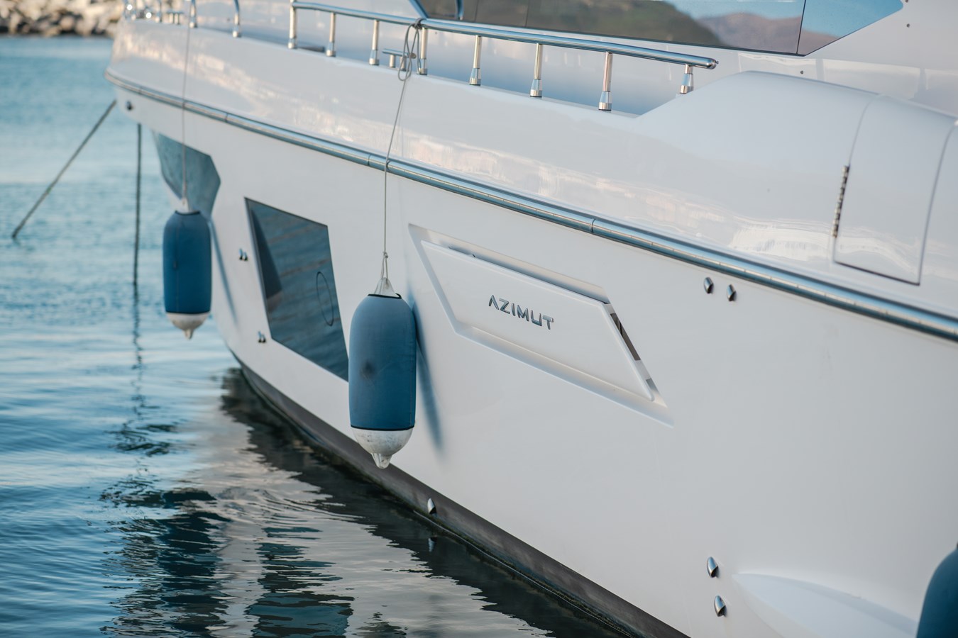 Azimut Yachts Motor Yacht HELSIE SI For Sale