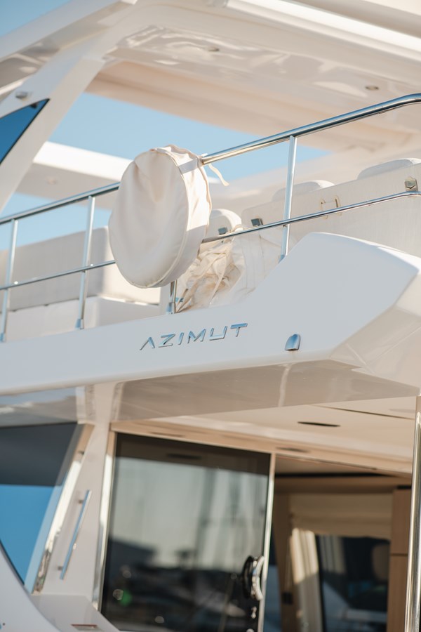 Azimut Yachts Motor Yacht HELSIE SI For Sale
