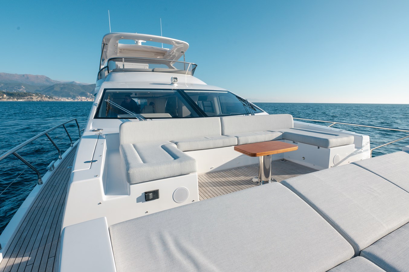 Azimut Yachts Motor Yacht HELSIE SI For Sale
