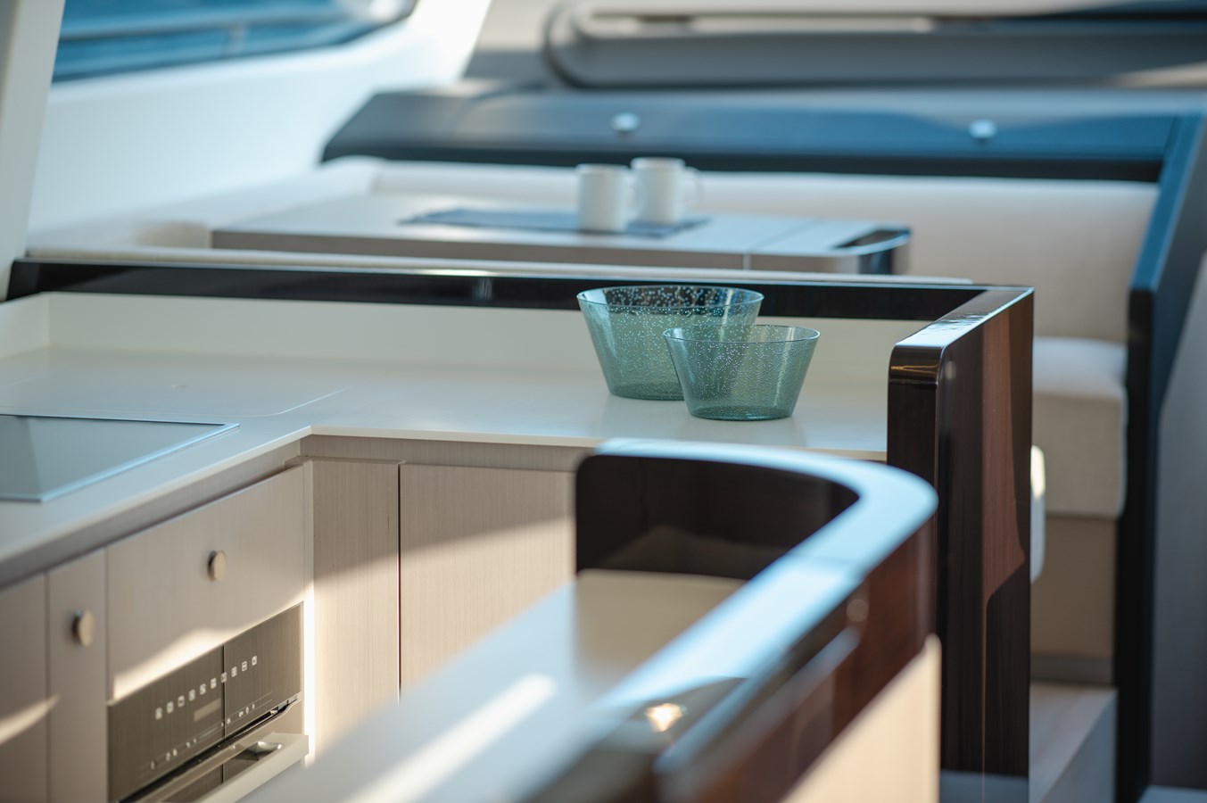 Azimut Yachts Motor Yacht HELSIE SI For Sale