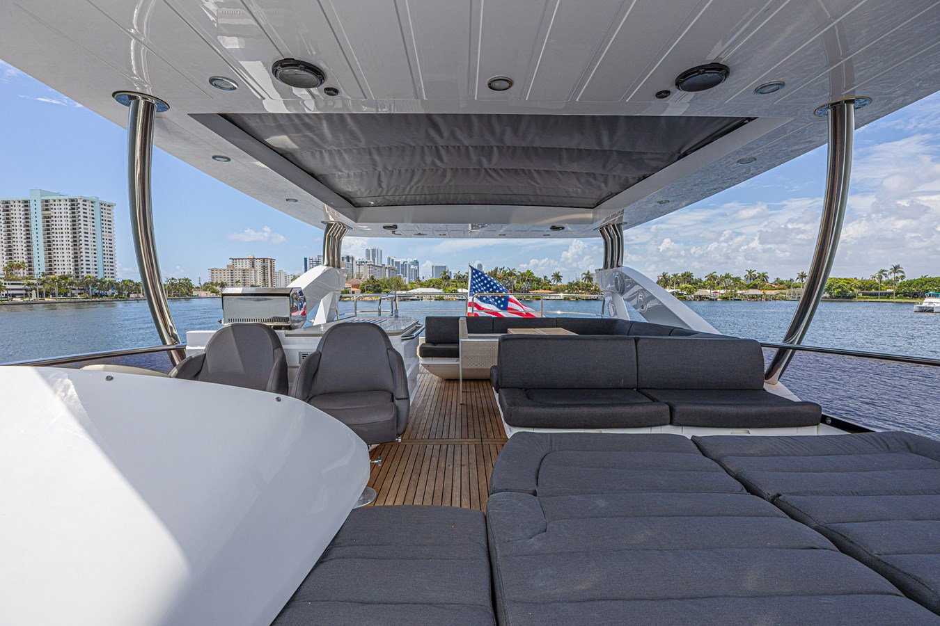Sunseeker Motor Yacht Dirty Dawg For Sale