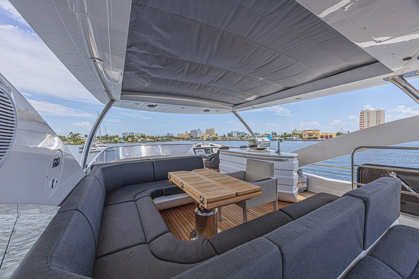 Sunseeker Motor Yacht Dirty Dawg For Sale
