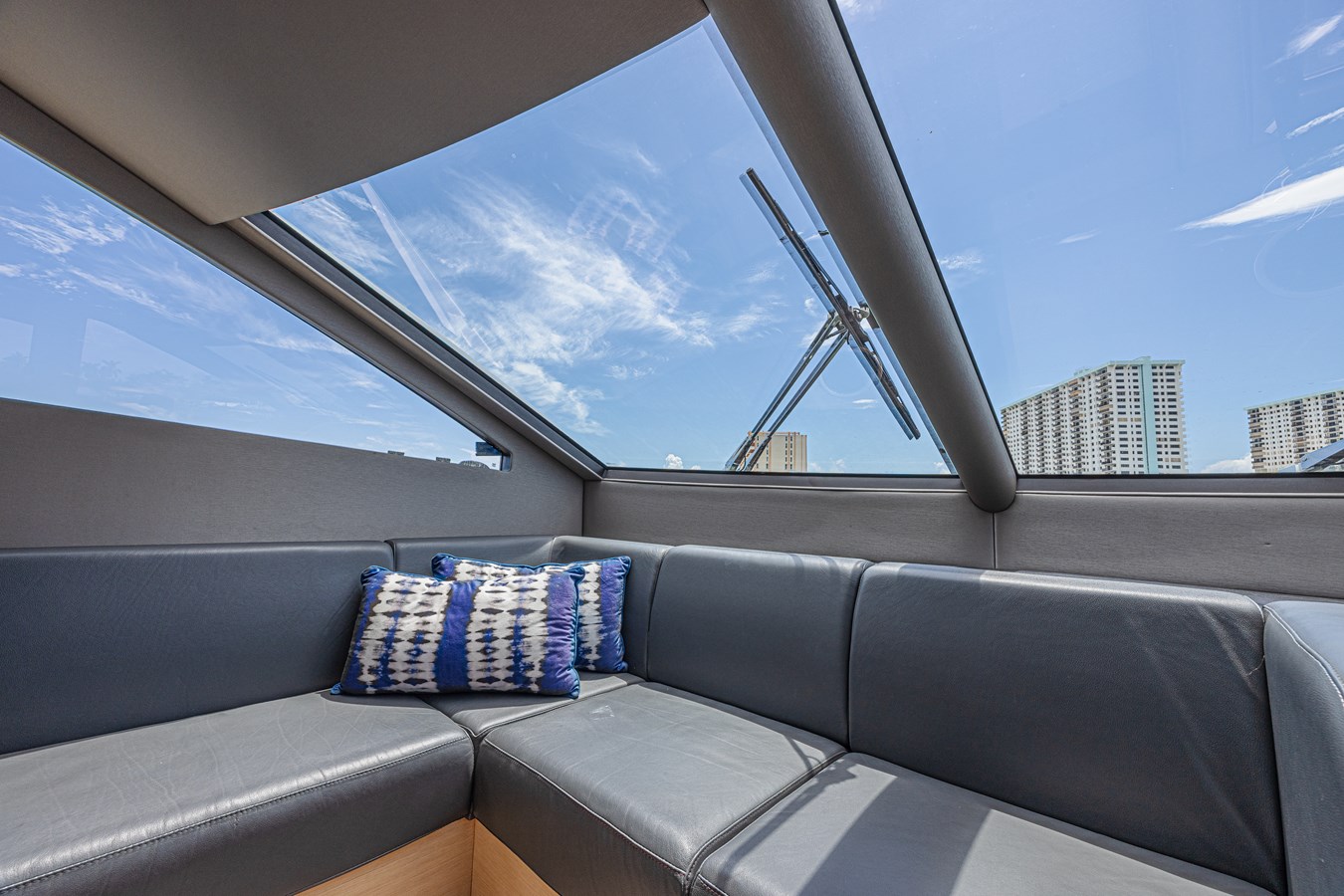 Sunseeker Motor Yacht Dirty Dawg For Sale