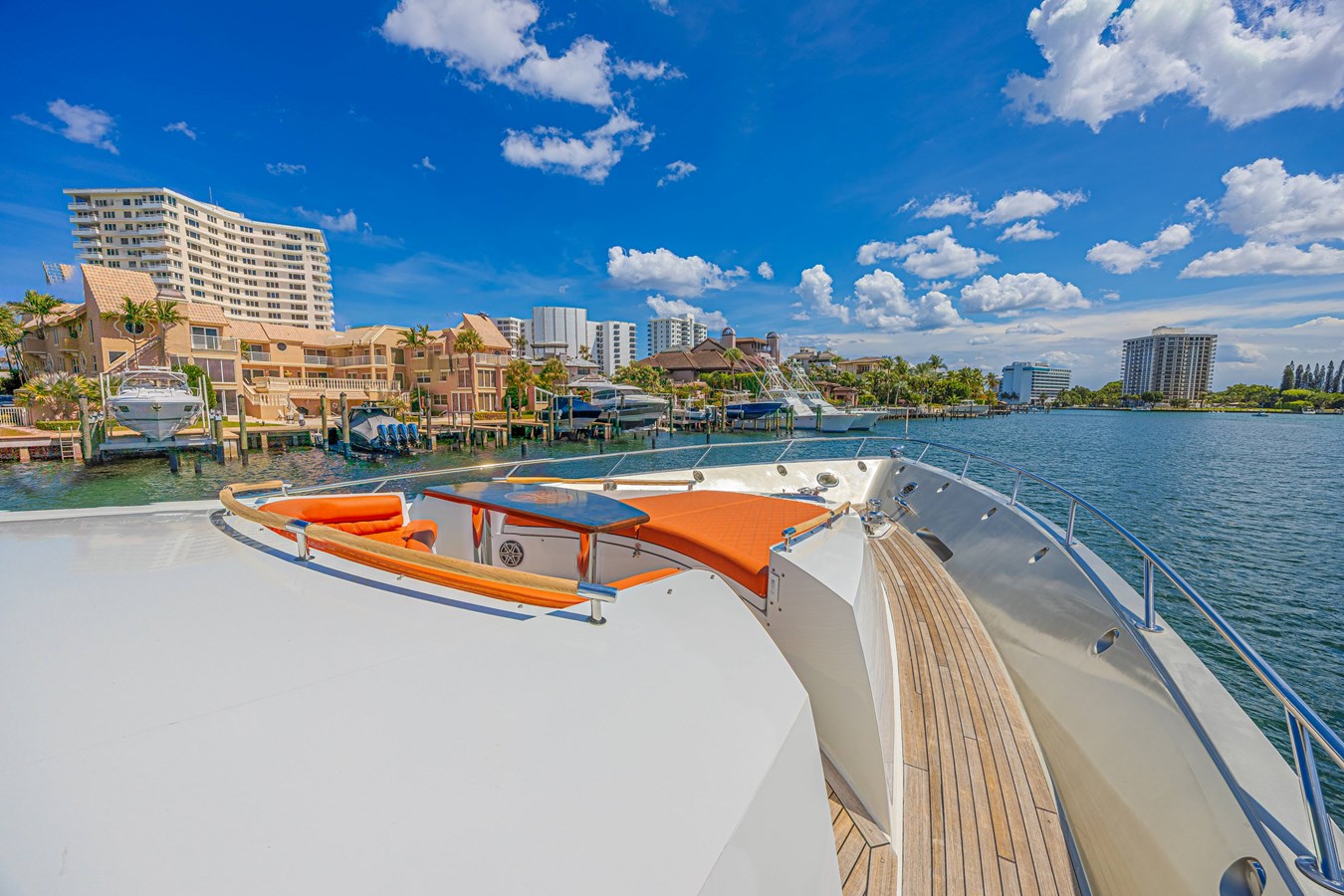 Lazzara Yachts Motor Yacht Chapter II For Sale