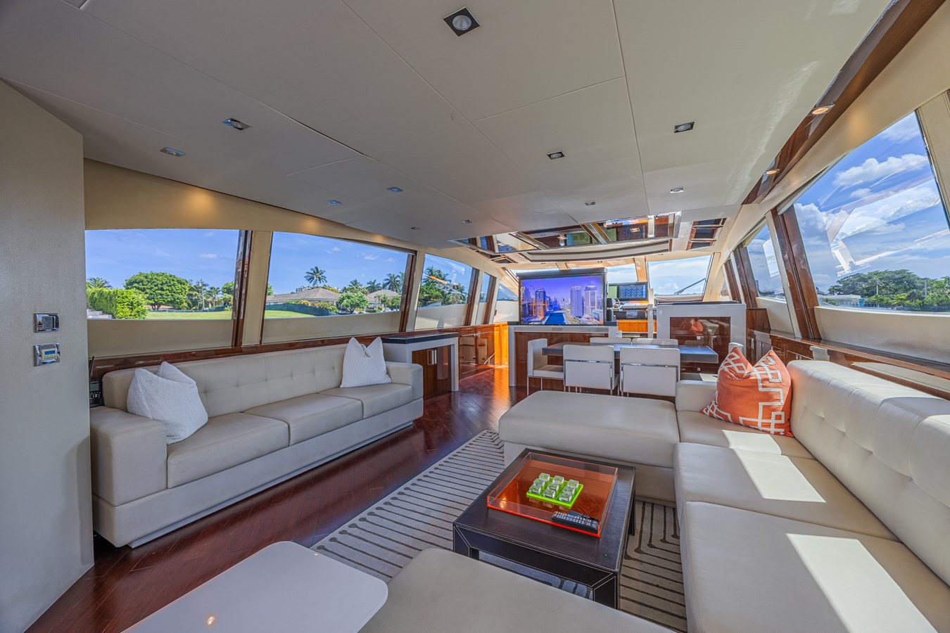 Lazzara Yachts Motor Yacht Chapter II For Sale