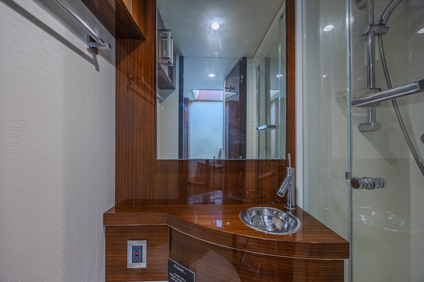 Lazzara Yachts Motor Yacht Chapter II For Sale