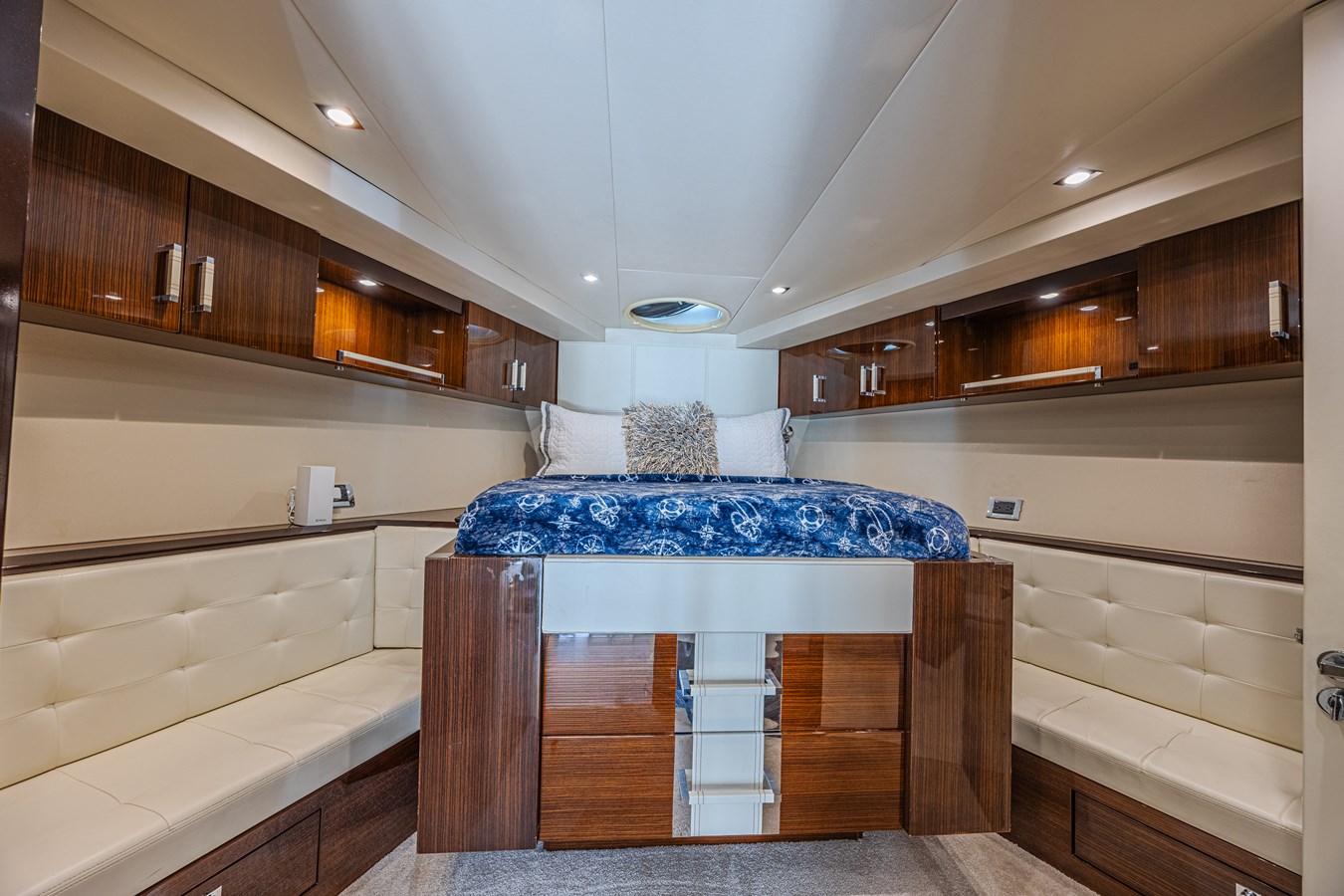 Lazzara Yachts Motor Yacht Chapter II For Sale