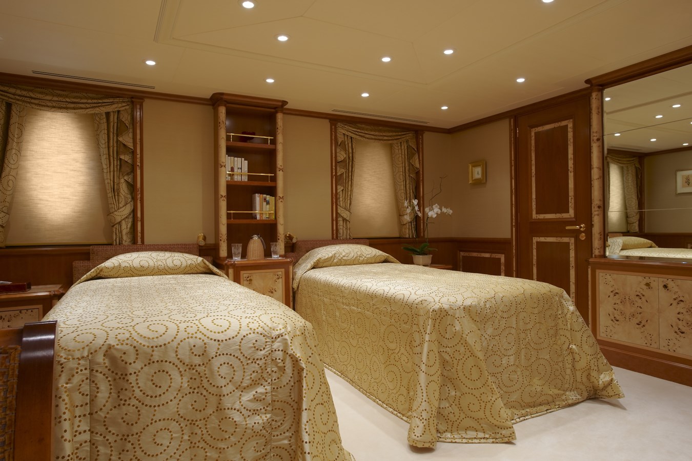 Feadship Motor Yacht LADY CHRISTINE For Sale