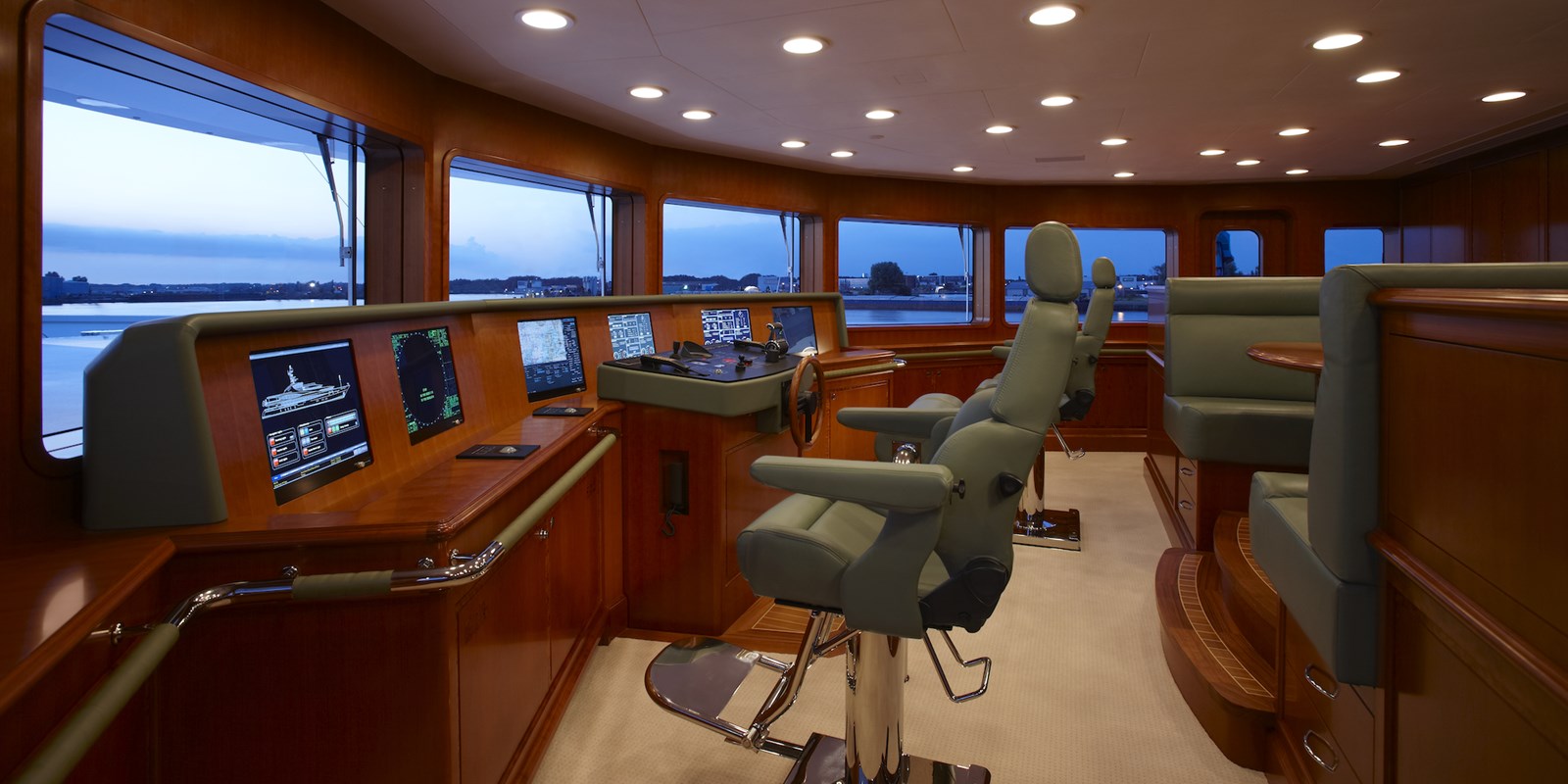 Feadship Motor Yacht LADY CHRISTINE For Sale