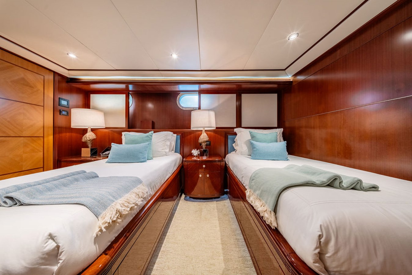 Ares Custom Yachts Motor Yacht JUST ENOUGH For Sale