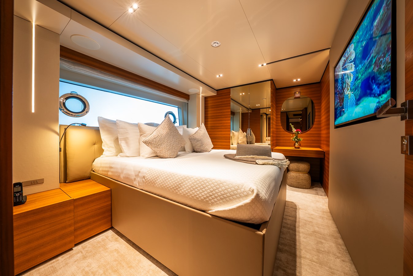 Custom Line Motor Yacht SK For Sale