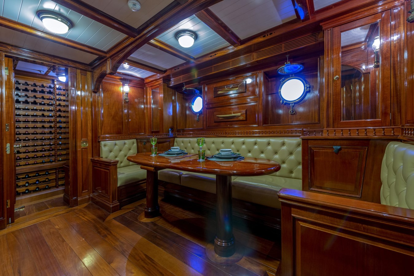 Pendennis Motor Yacht STEEL For Sale