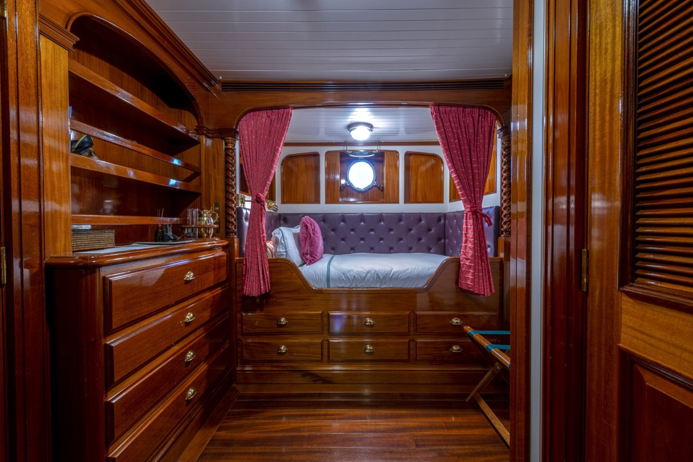 Pendennis Motor Yacht STEEL For Sale