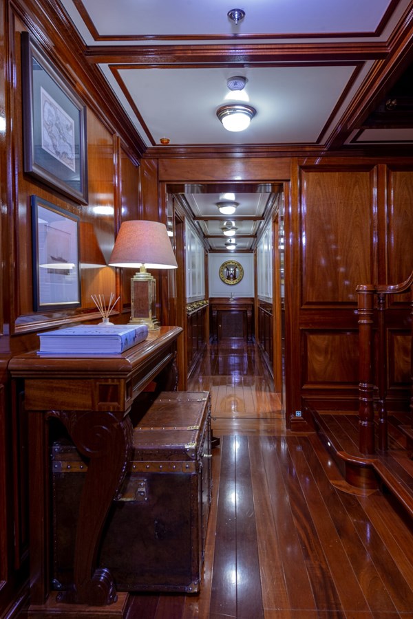 Pendennis Motor Yacht STEEL For Sale