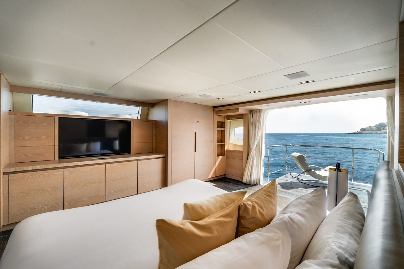Ab Yachts Motor Yacht FAST & FURIOUS For Sale