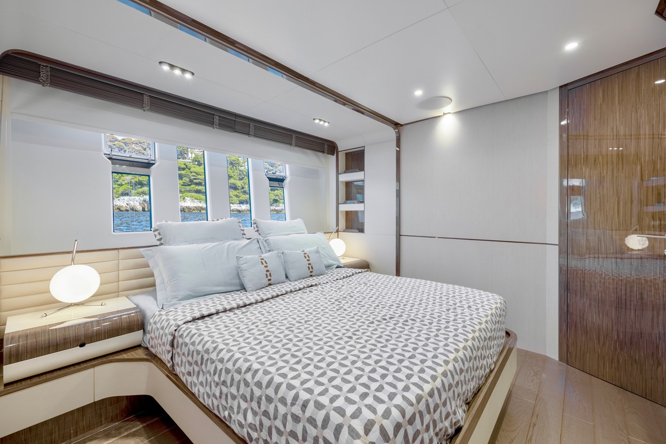 Azimut Yachts Motor Yacht ANASTASIA V For Sale