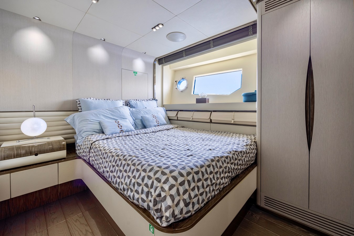 Azimut Yachts Motor Yacht ANASTASIA V For Sale