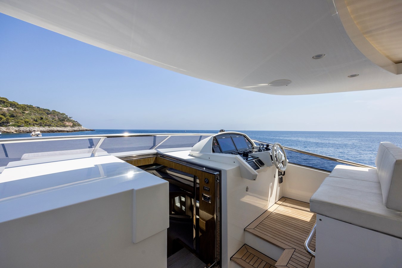 Azimut Yachts Motor Yacht ANASTASIA V For Sale