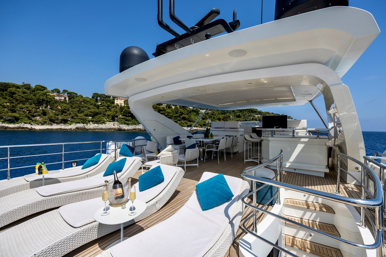 Azimut Yachts Motor Yacht ANASTASIA V For Sale
