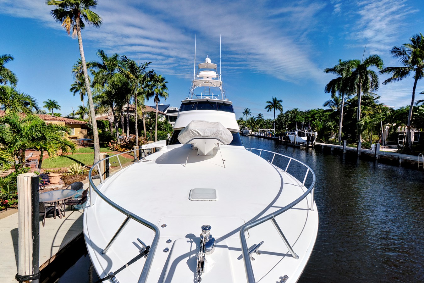 Viking Motor Yacht VKY74038A808 For Sale