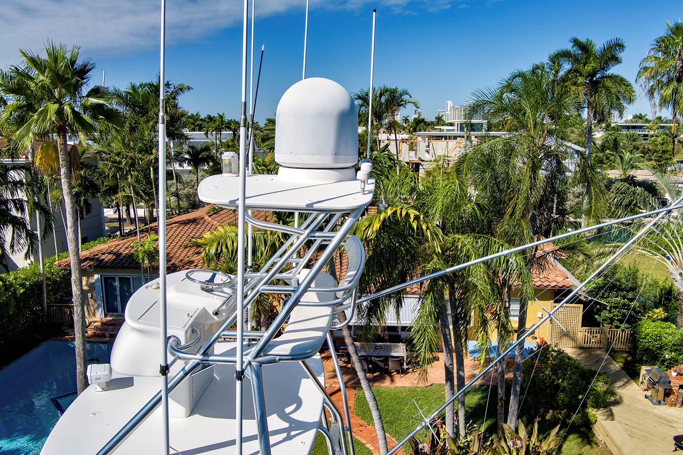 Viking Motor Yacht VKY74038A808 For Sale