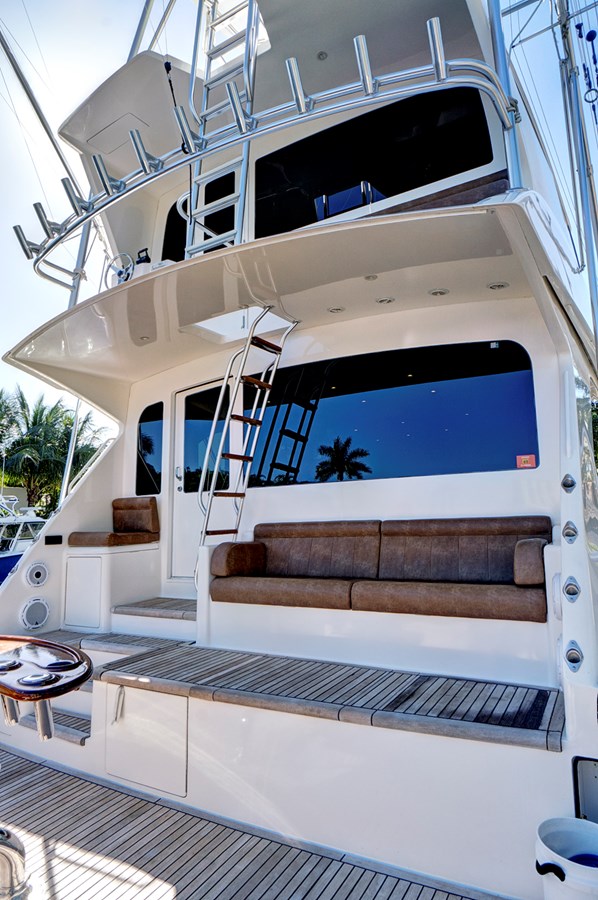 Viking Motor Yacht VKY74038A808 For Sale