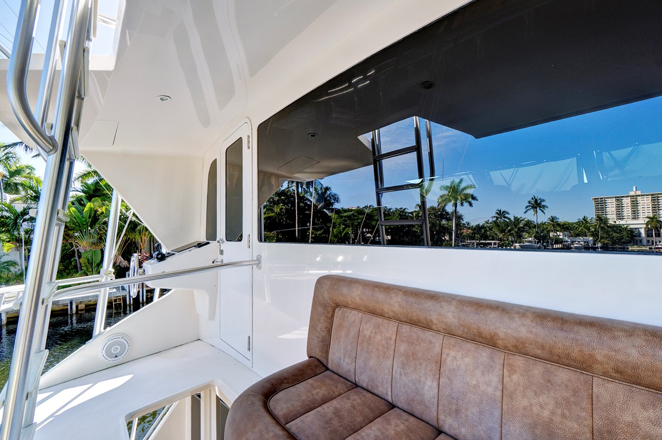 Viking Motor Yacht VKY74038A808 For Sale