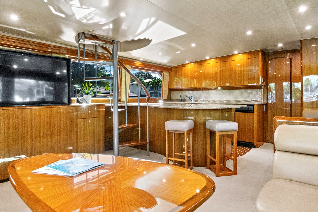 Viking Motor Yacht VKY74038A808 For Sale