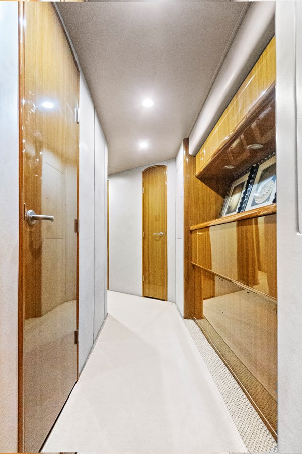 Viking Motor Yacht VKY74038A808 For Sale