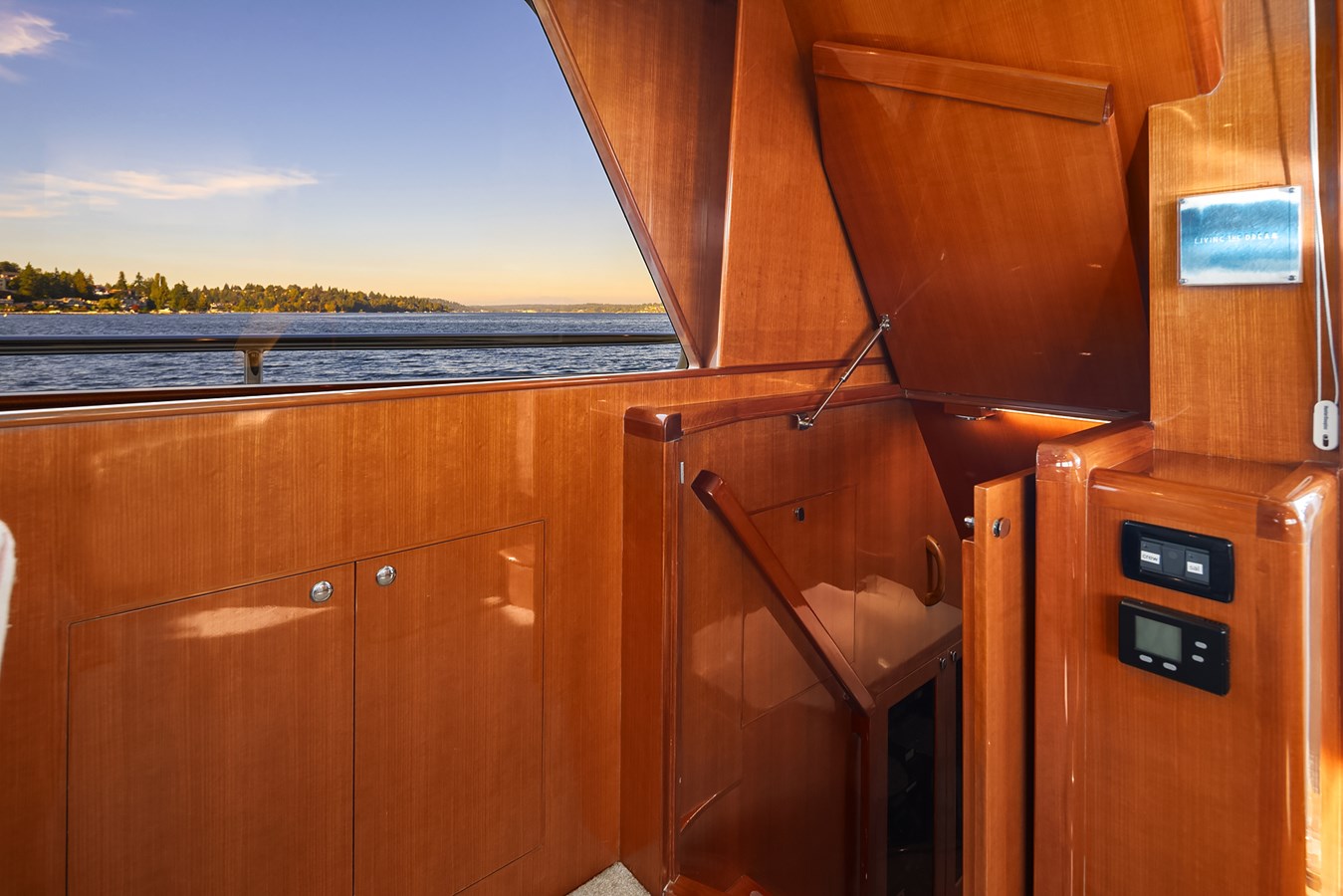 Hampton Yachts Motor Yacht LA BELLA VITA II For Sale
