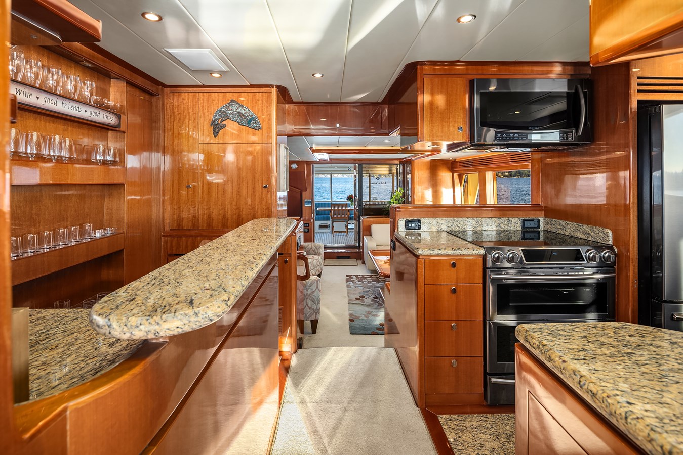 Hampton Yachts Motor Yacht LA BELLA VITA II For Sale