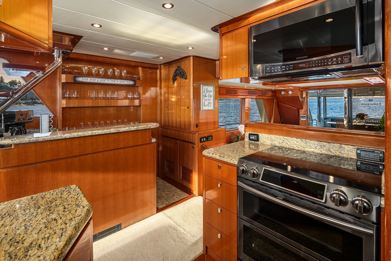 Hampton Yachts Motor Yacht LA BELLA VITA II For Sale