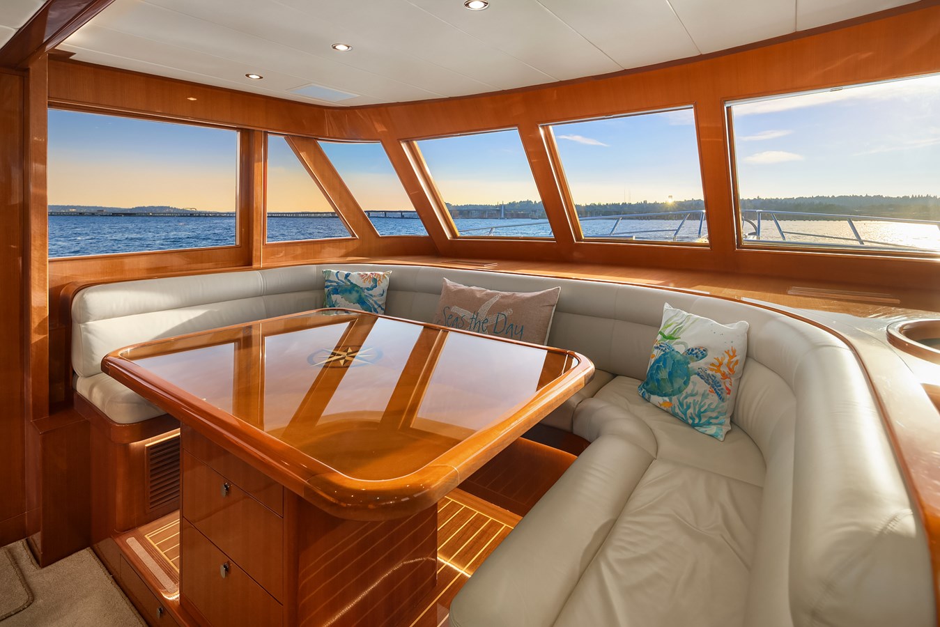 Hampton Yachts Motor Yacht LA BELLA VITA II For Sale