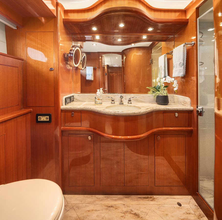 Hampton Yachts Motor Yacht LA BELLA VITA II For Sale
