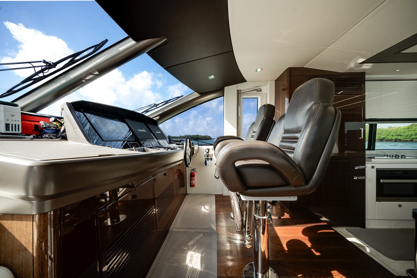 Sunseeker Motor Yacht SOLAIRE For Sale