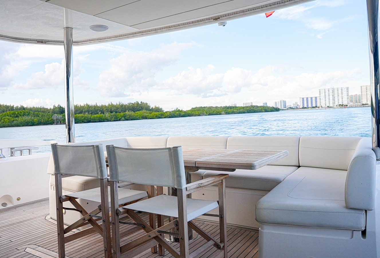Sunseeker Motor Yacht SOLAIRE For Sale